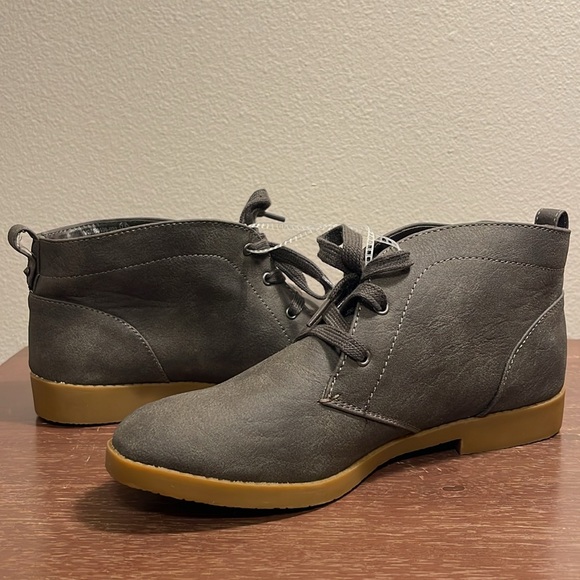 Very G Ankle Boots - Picture 5 of 7